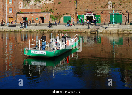 Die Kolben Ferry, Fluß Exe, Exeter, Devon, England Stockfoto