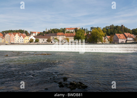 LECHWEHR WEIR, STADTBILD, AM LECH, LANDSBERG AM LECH, BAYERN, DEUTSCHLAND Stockfoto