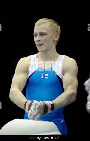 Turn-Europameisterschaften 2010.Birmingham NIA. Mens Podium Training. Fotos von Alan EDwards Stockfoto