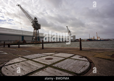 West-Float-Docks, dockt Teil des großen Float in Birkenhead auf dem Mersey, Wirral, UK Stockfoto