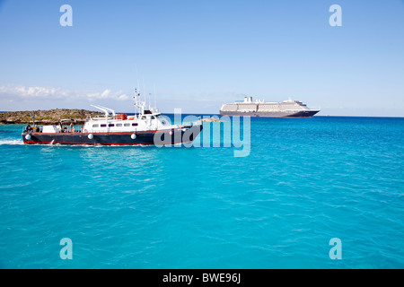 Die Insel der "Half Moon Cay" in der Karibik; Bahamas, ein Paradies für Kreuzfahrtschiff Reisen Stockfoto