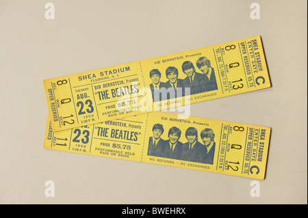 Nicht genutzte Tickets für The Beatles-Konzert im Shea Stadium, New York City, am 23. August 1966. Stockfoto