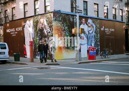 Gehobenen Einzelhandel und Unternehmen an der Bleecker Street in Greenwich Village in New York Stockfoto