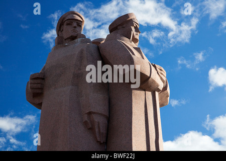 Lettische rote Gewehrschützen Denkmal (Strelnieku Piemineklis) in der Altstadt, Riga. Lettland Stockfoto