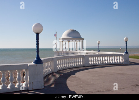 De La Warr Pavilion direkt am Meer in Bexhill Sussex Stockfoto