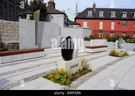 Garda Siochana Memorial Garden in Dublin Castle Gardens, Stadt Dublin, Irland Stockfoto