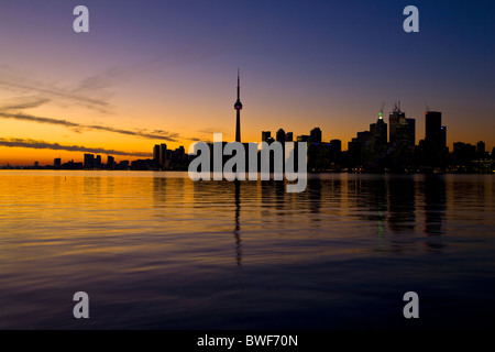 Toronto ON Kanada bei Sonnenuntergang Nov 2010 Stockfoto