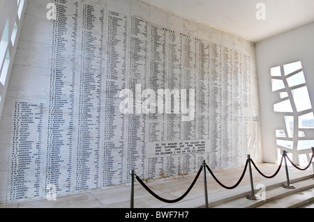 Wand-Inserat gefallen Seeleute USS Arizona Memorial Pearl Harbor Pacific National Monument Hawaii Battleship Row Stockfoto