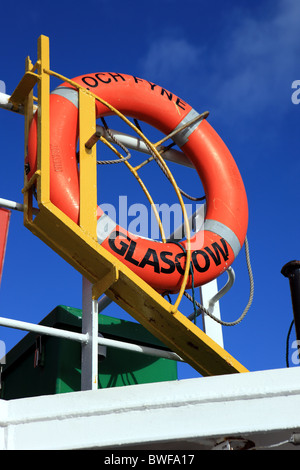 Rettungsring an Bord der Calmac Ferry Loch Fyne Stockfoto