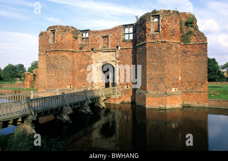 Kirby ergibt, Leicestershire, Torhaus englischen mittelalterlichen Burgen Burggraben Gräben England UK Torhäuser Brücke Stockfoto