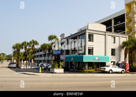 Days Inn Myrtle Beach - Grand Strand in Myrtle Beach, SC ein Sommermorgen. Stockfoto