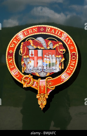 Great Western Railway Wappen auf Stadt von Truro 3717 GWR 3700 Klasse 3440 erste Dampfmaschine, über 100 km/h im Jahr 1904 zu erreichen Stockfoto