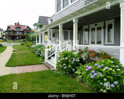 Saisonale Wohnungen im Ocean Park in Oak Bluffs, Martha's Vineyard, Massachusetts Stockfoto