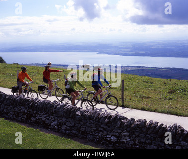 Gruppe Exkursion Fahrrad Tourroute Panoramique Vaud Ländern Recht Ansicht Panorama Mittelland Neuenburgersee La Stockfoto