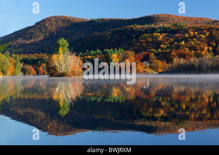 Ludlow Indian Summer Vermont USA United States America USA Nordamerika Landschaft Landschaft Stockfoto