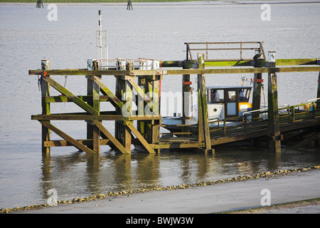 Stock Foto von motorisierten Booten vertäut im Hafen von Doel, Antwerpen, Belgien Stockfoto