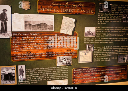 Pioneer Förster Display im Musée Rico, Rico, Colorado Stockfoto