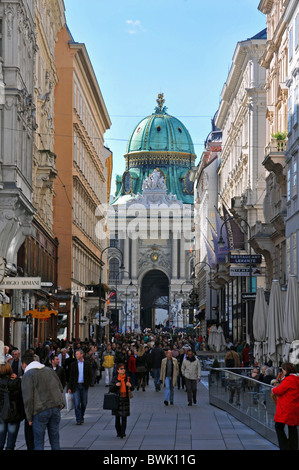 Kohlmarkt Straße mit Blick auf die Hofburg Palast, Wien, Österreich, Europa Stockfoto