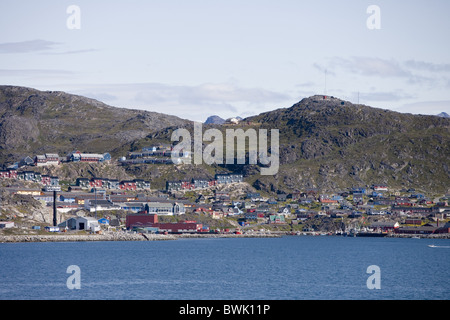 Blick auf Küstenstadt Qaqortoq, Kitaa, Süd-Grönland Stockfoto