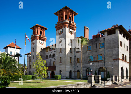 Rathaus und Lightner Museum, King Street, St. Augustine, Florida, USA Stockfoto