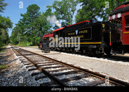 Rusk USA Amerika Nordamerika Texas Texas State Railroad TSRR Steam engine 300 Eisenbahn Motor historisch Stockfoto