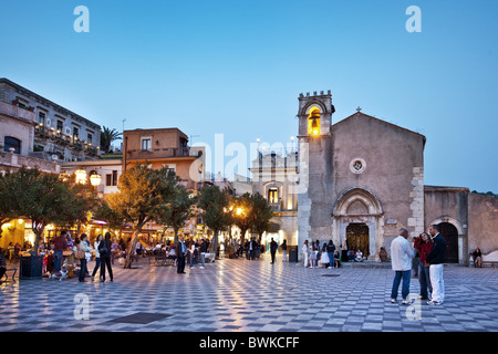 Hauptplatz, Piazza IX. Aprile, Taormina, Sizilien, Italien Stockfoto