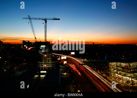 Blick von Westen entlang den erhöhten Teil der M4 in Brentford, London, UK Stockfoto