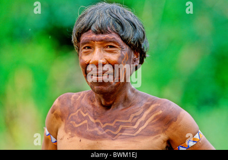 Venezuela Südamerika Indios Yanomami Cavaroa Stamm Ureinwohner Indianer Native Eingeborenen kommen aus Rio Stockfoto