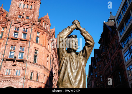 Bronzestatue von Brian Clough in Nottingham Stadtzentrum Stockfoto
