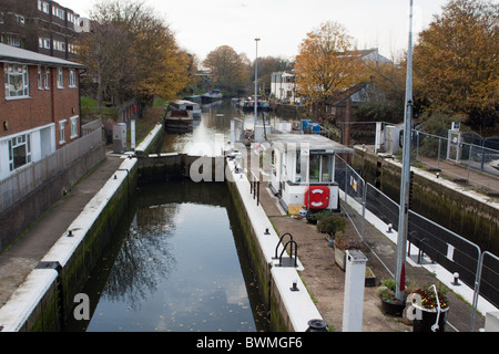 Themse Sperre, Brentford, wo die Grand Union Canal, verbindet die Themse Stockfoto