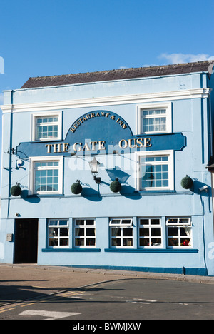 Geschäfte und Restaurants in Monmouth Stockfoto