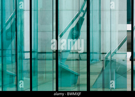 Detail der Glasscheiben in Grande Arche La Defense, Paris hautnah Stockfoto