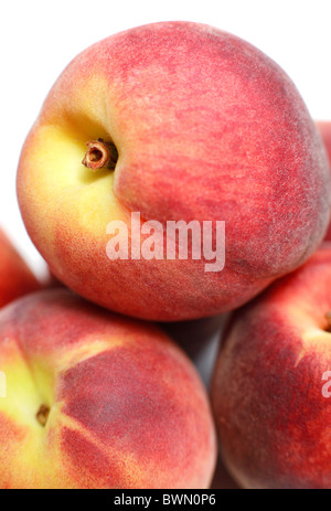 Frische ganze Pfirsiche Stockfoto