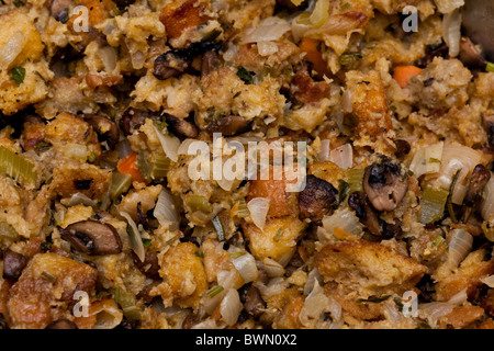 Nahaufnahme des Thanksgiving-Brot-Füllung. Selektive Schärfe. Stockfoto