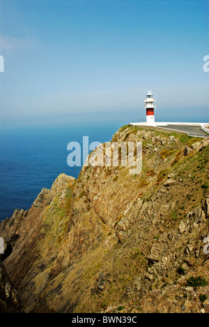 Spanien Europa Faro de Cabo Ortegal Kap Galiciens Klippe Felsen anzeigen Leuchtturm Leuchtfeuer Achtung Gefahr wa Stockfoto