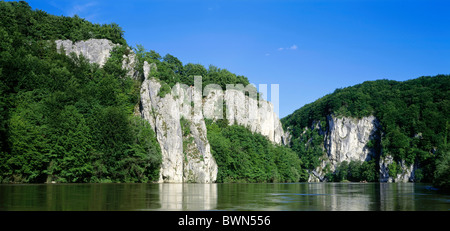 Europa-Deutschland-Europa-Bayern in der Nähe von Weltenburg Donau schmal Narrows Schlucht Tal Wasser Kalkfelsen li Stockfoto