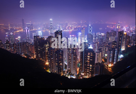 China Asien Honkong Insel April 2008 Skyline Wolkenkratzer-Stadt bei Nacht Lichter Übersicht übersehen Ansicht Stockfoto