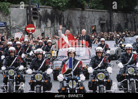 Papst Johannes Paul II. in Paris, Frankreich. (Tag Datum nicht bekannt) Stockfoto