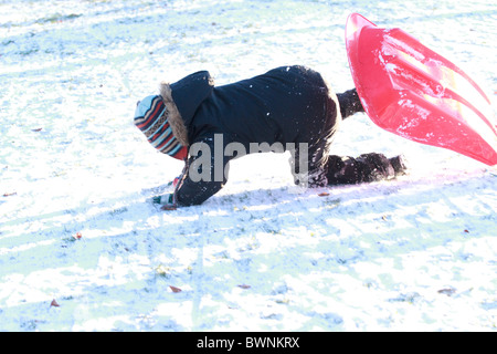Im Woodthorpe Park in Nottingham Rodeln gehen Stockfoto