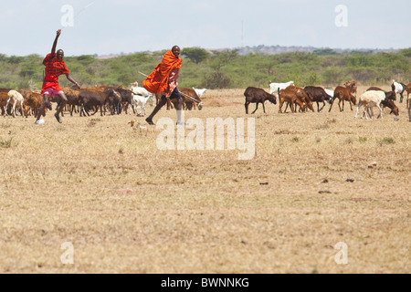 Massai-Hirten auf die Masai Mara, Kenia Stockfoto