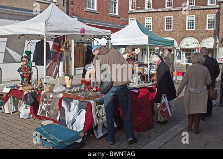 Krimskrams Stände am Canterbury Markt Stockfoto