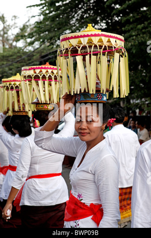 Bestandteil einer königlichen Einäscherung Zeremonie, Ubud, Bali. Stockfoto