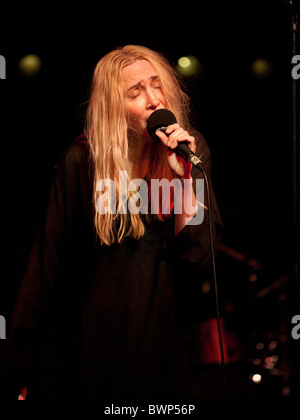 Jarboe am 11. April 2010 im Diesel Club in Budapest, Ungarn. Stockfoto