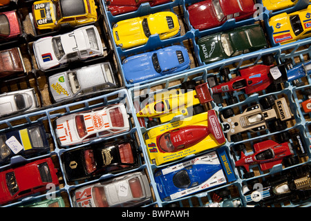 Verschiedene Modell Dinky Matchbox Typ Spielzeugautos, Messe Sammler, Manchester, UK Stockfoto