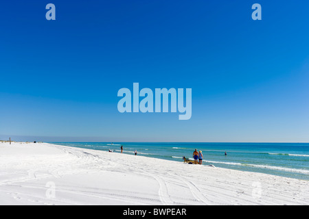 Strand in Gulf Islands National Seashore, Pensacola Beach, Santa Rosa Island, Golfküste, Florida, USA Stockfoto