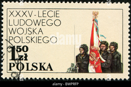 Polen - CIRCA 1978: Eine Briefmarke gedruckt in Polen zeigt Militärs 35 Jahre der polnischen Nationalarmee, ca. 1978 gewidmet Stockfoto