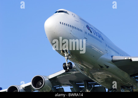 Boeing 747 Thai Airways Jumbo Jet Flugzeug Landung Stockfoto