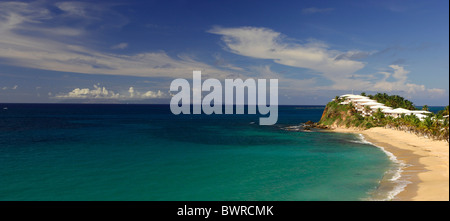 Antigua Karibik-Insel in der Nähe von Johnson Punkt Palm Bäume Palmen-Sandstrand Küste Meer Ozean Landschaft Meereslandschaft Stockfoto