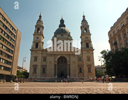 Basilika St. Stephen, Budapest, Ungarn und Stephansplatz. Stockfoto