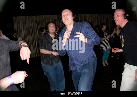 Eine Silent Disco-Veranstaltung Stockfoto